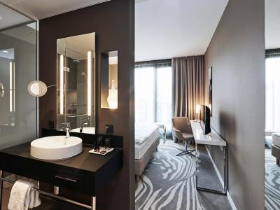 Legere Hotel 4*